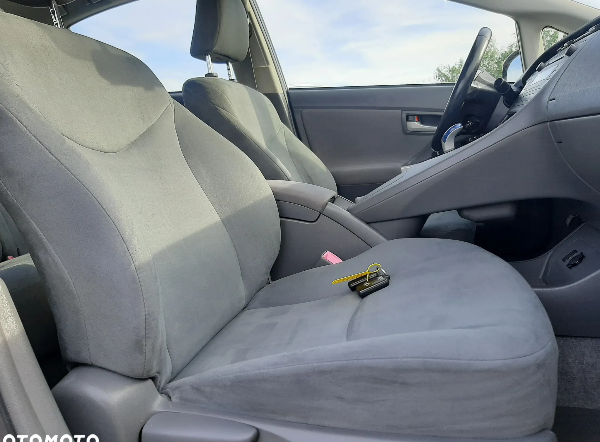 Toyota Prius cena 33700 przebieg: 253144, rok produkcji 2010 z Mszana Dolna małe 379